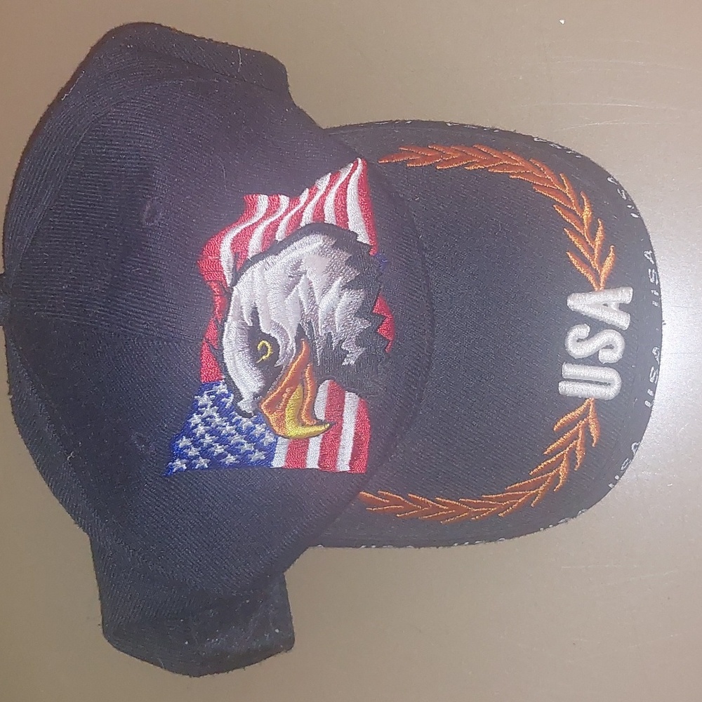 Hat - Picture 1 of 2